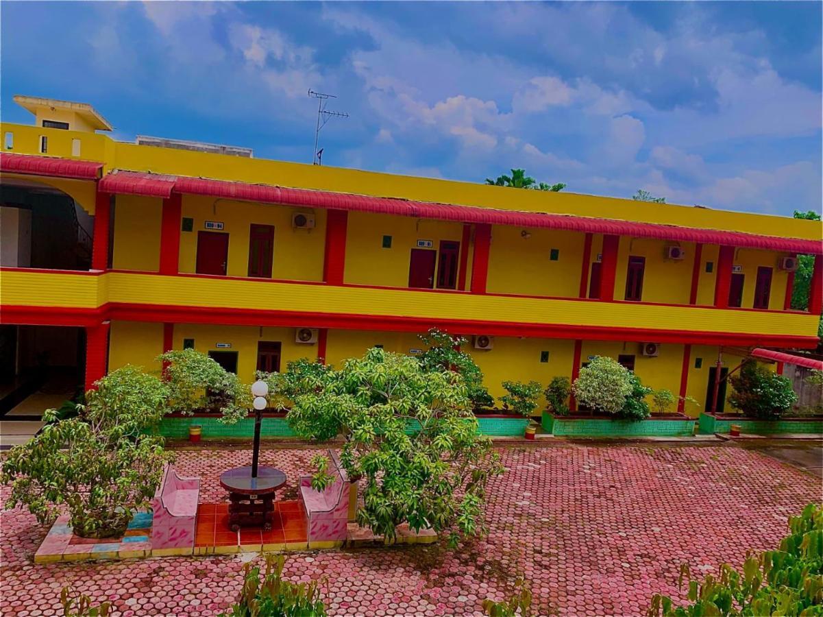 Hotel Rembulan Tebing Tinggi Exterior photo