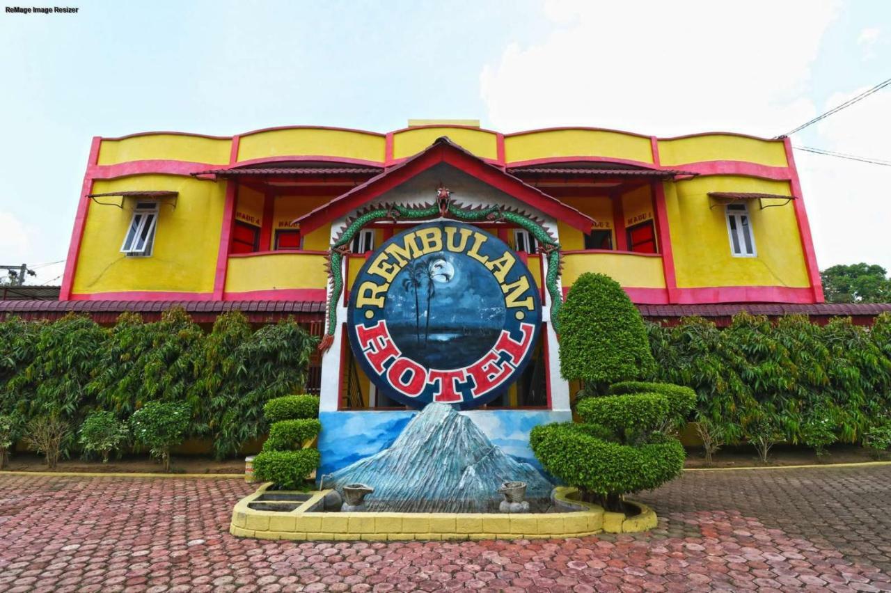Hotel Rembulan Tebing Tinggi Exterior photo